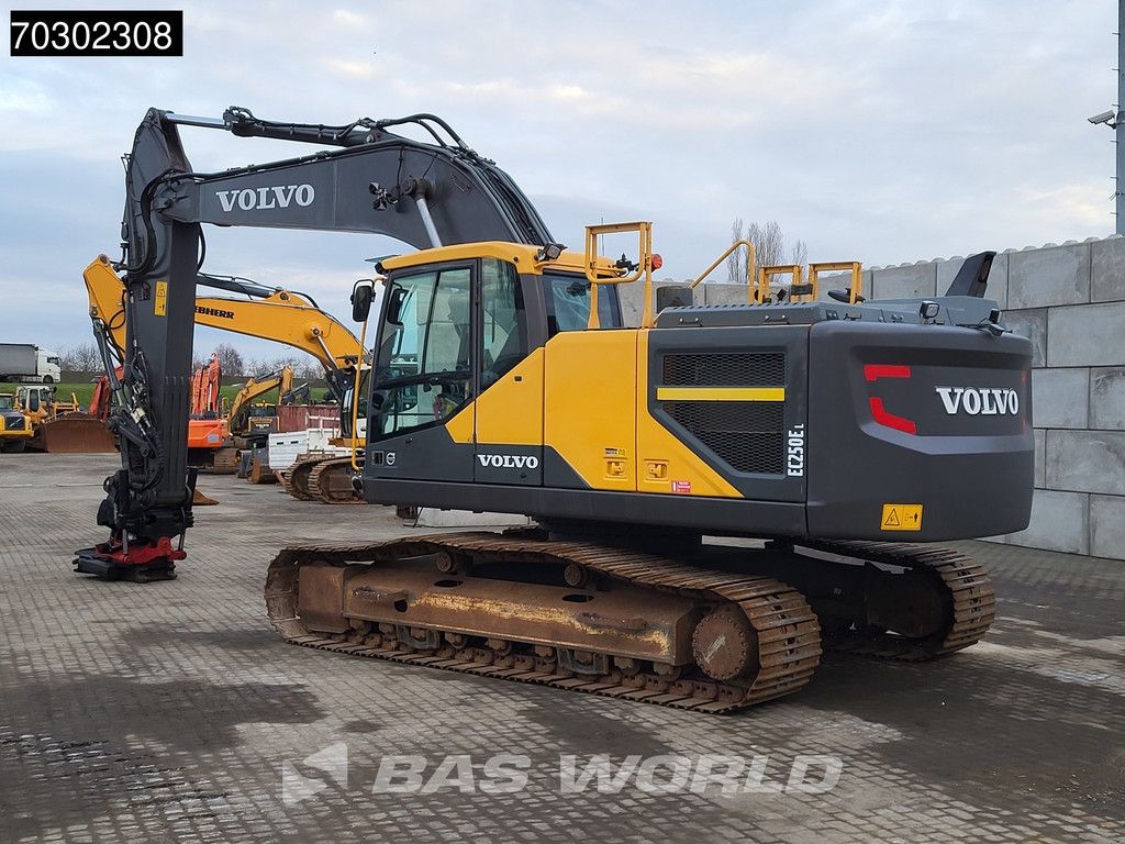 Volvo EC250 E L Tiltrotator