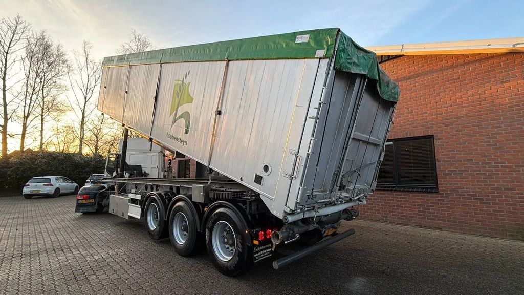 Fliegl 55m3 Blaaskipper/Schleuse Liftas 2 tussenschotten