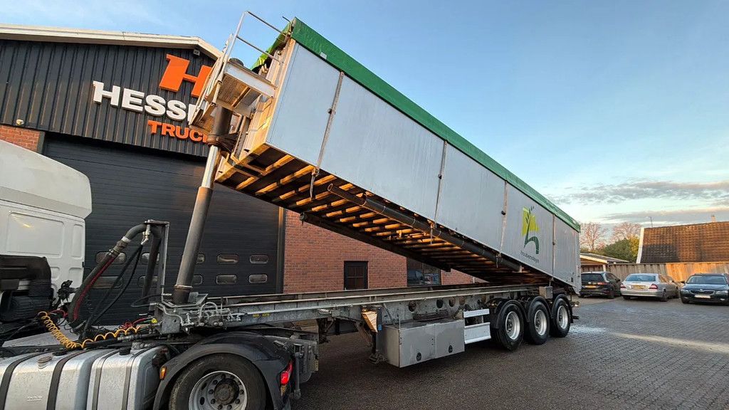 Fliegl 55m3 Blaaskipper/Schleuse Liftas 2 tussenschotten