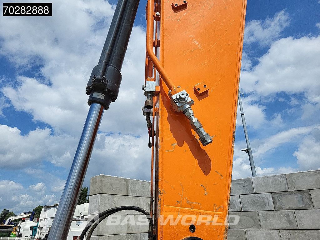 Doosan DX225 LC-7 4 BUCKETS