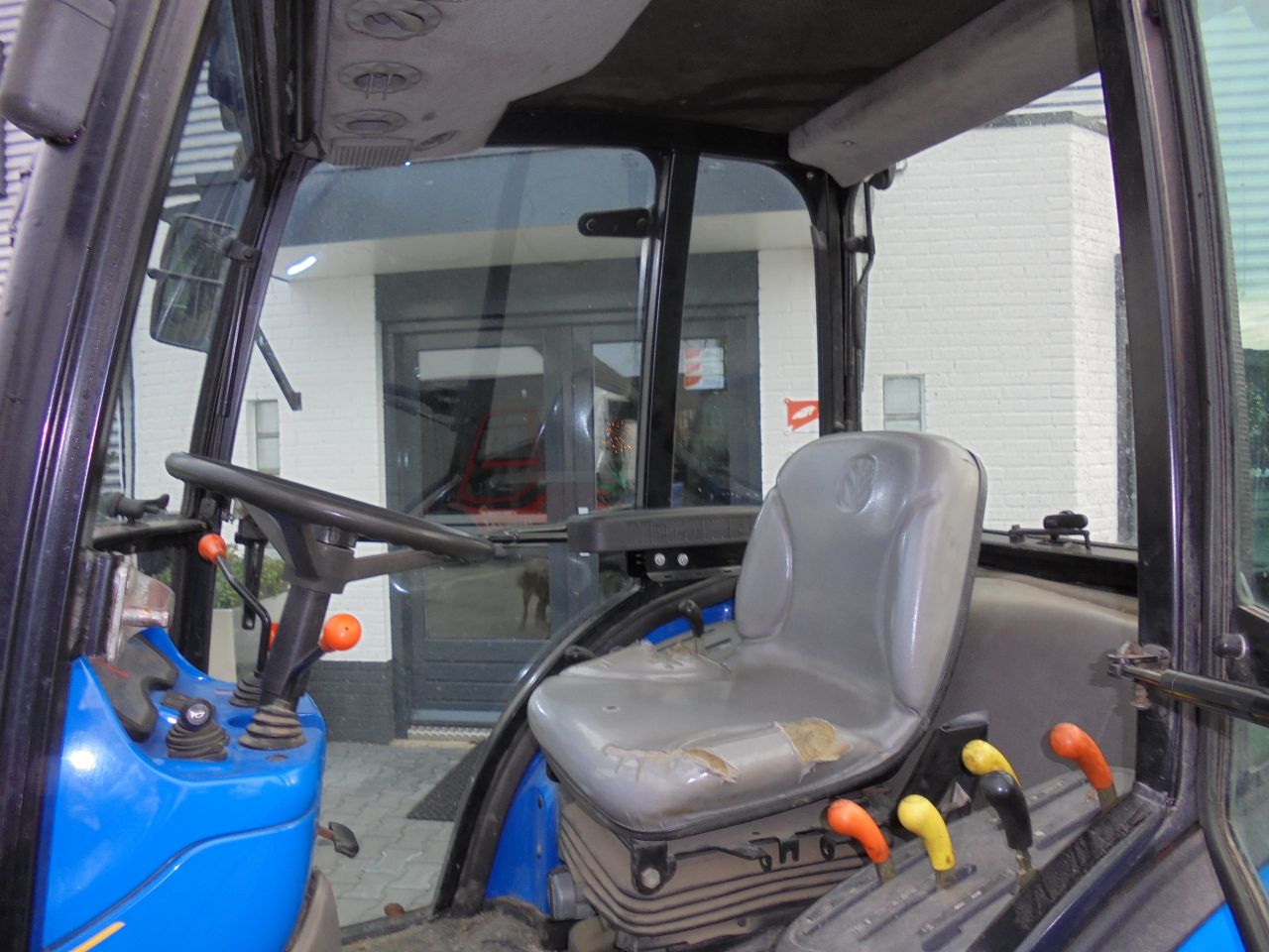 New holland TC45DA
