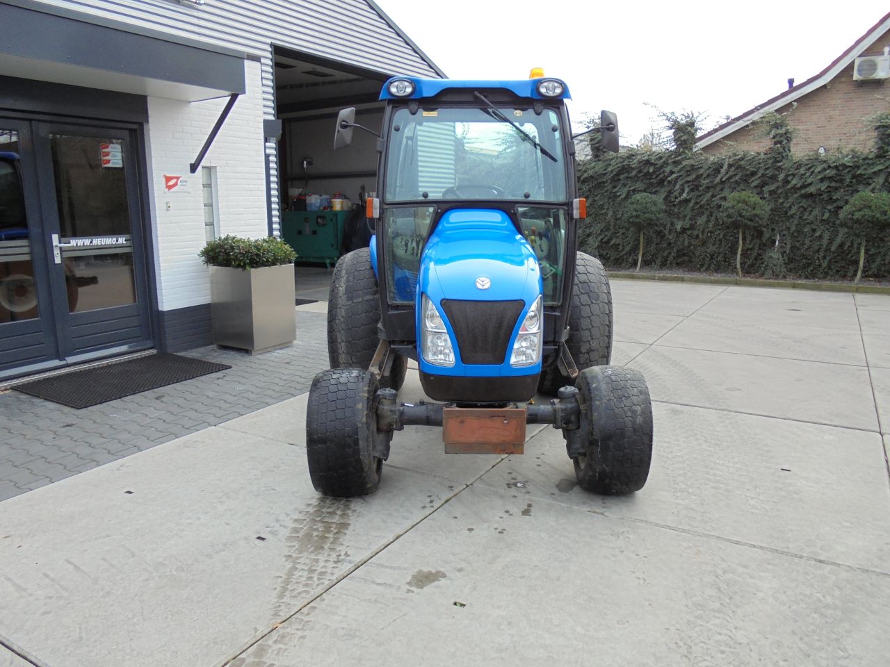 New holland TC45DA