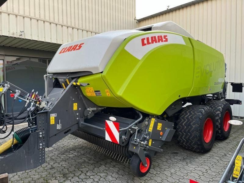Claas QUADRANT 4200 RC T+ST