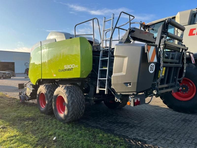 Claas QUADRANT 5300 FC T+ST