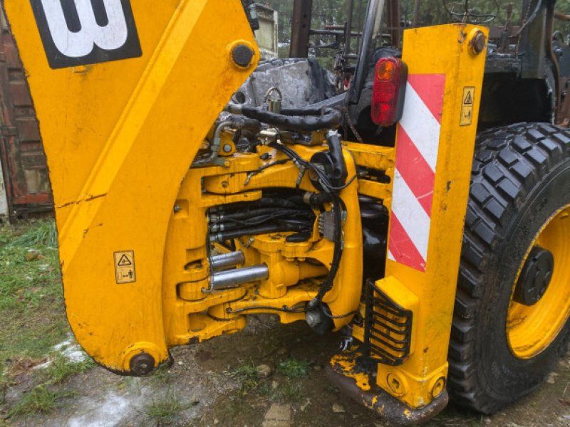 JCB 4CX