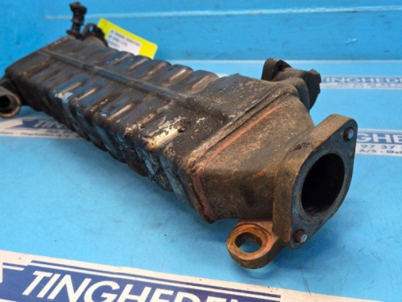 John Deere 6090HZ003