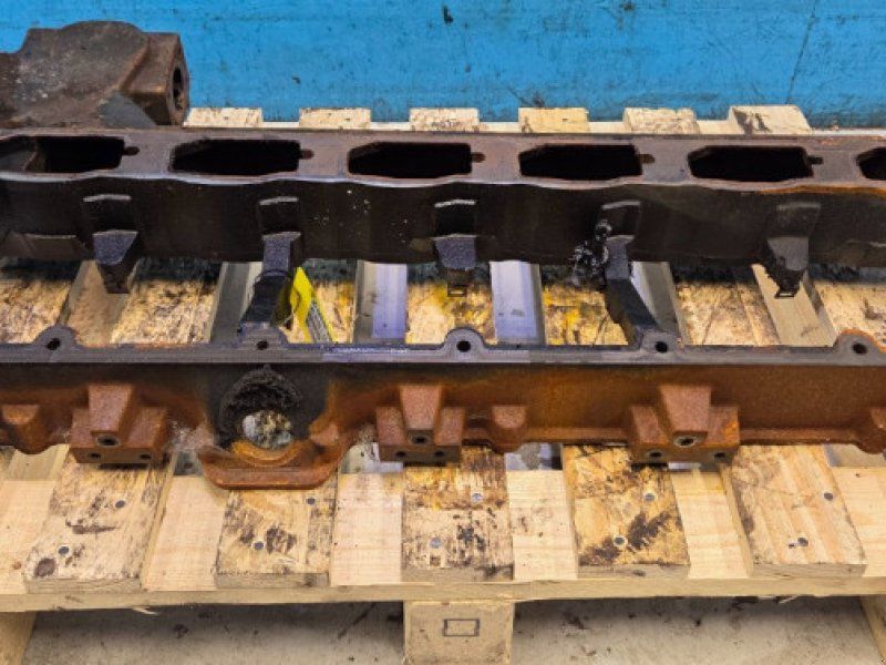 John Deere 6090HZ003