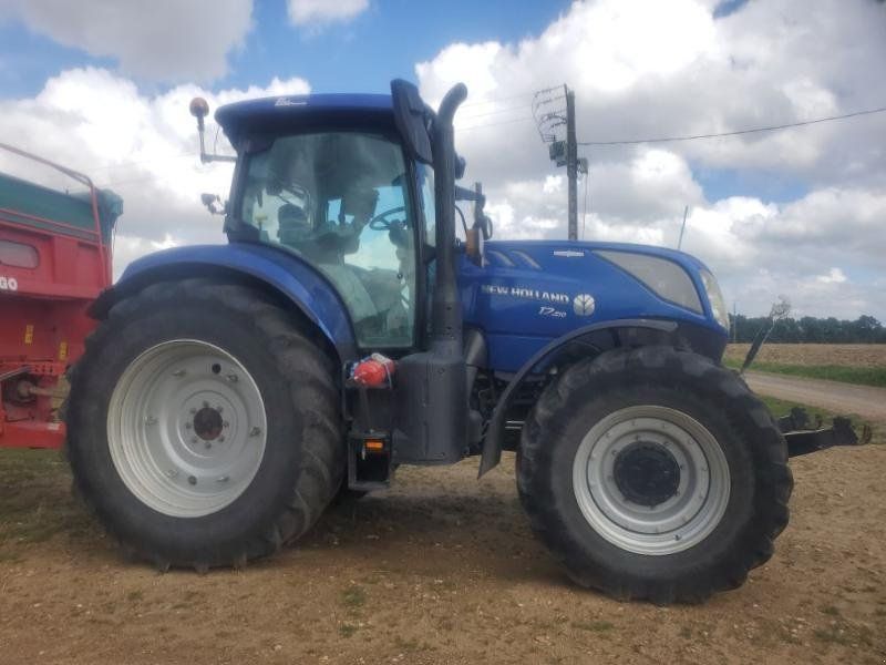 New Holland T7.210AC