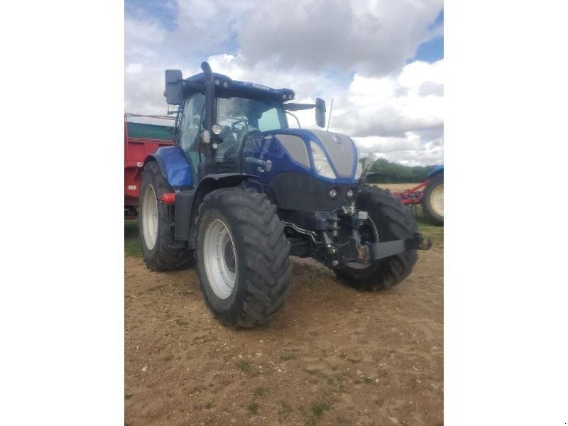 New Holland T7.210AC