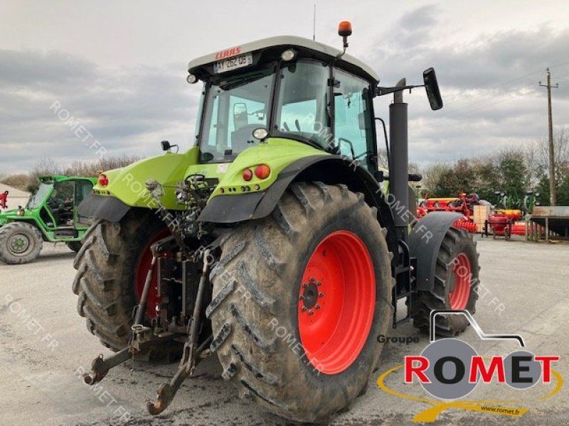 Claas AXION 810