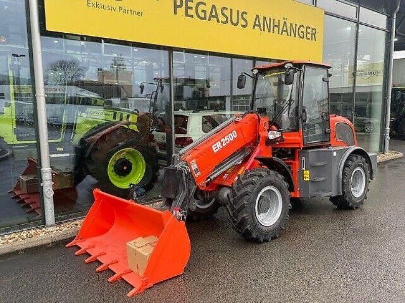 Everun ER 2500 Teleskopradlader Telelader Radlader