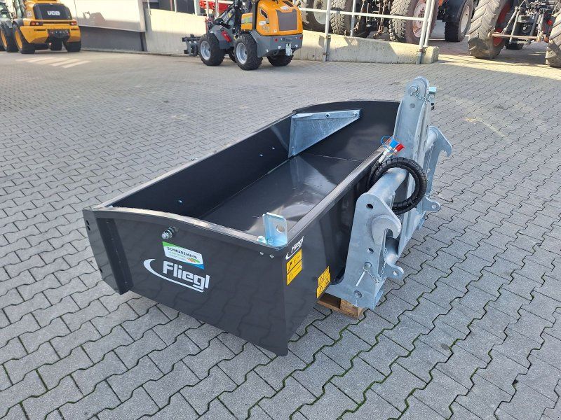 Fliegl AgroCenter Heckschel G2000mm