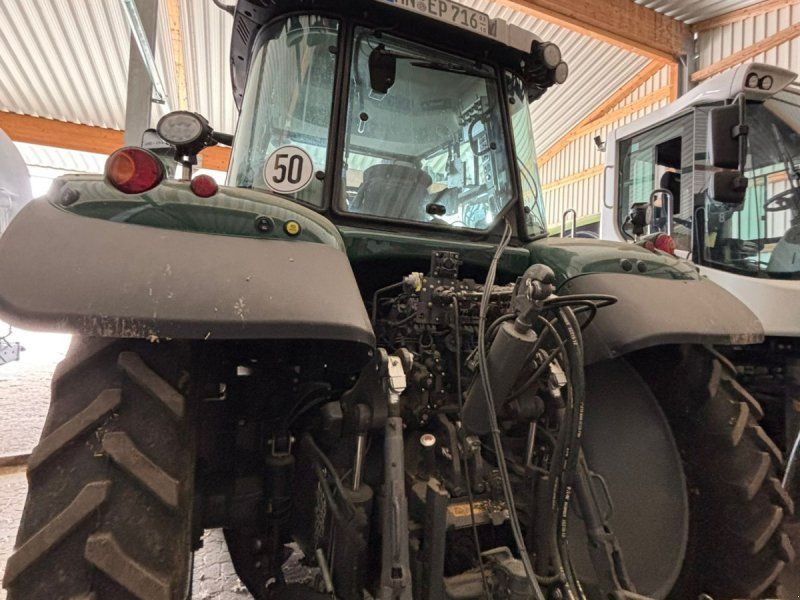 Massey Ferguson 7716