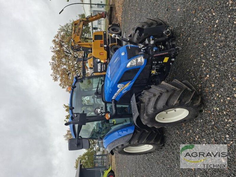 New Holland T 4.55