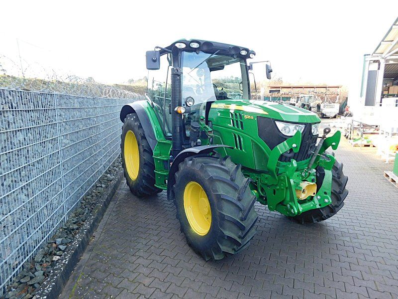 John Deere 6125R