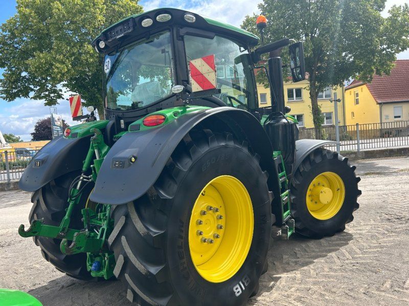 John Deere 6250R