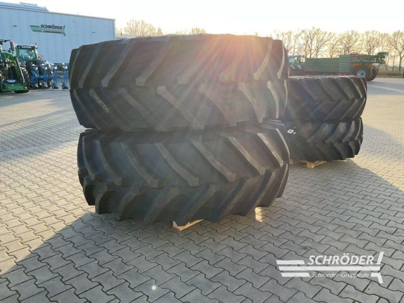 Fendt 600/65 R34 + 710/75 R42 TRELLEBORG