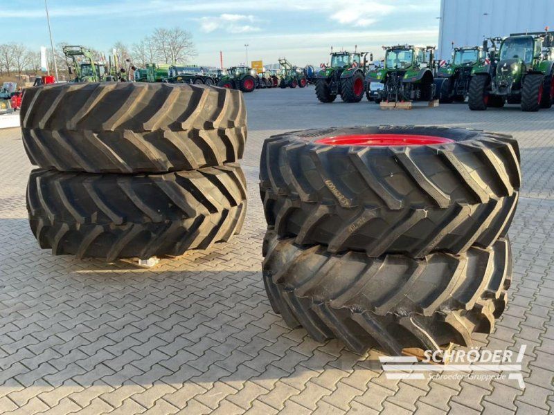 Fendt 600/65 R34 + 710/75 R42 TRELLEBORG