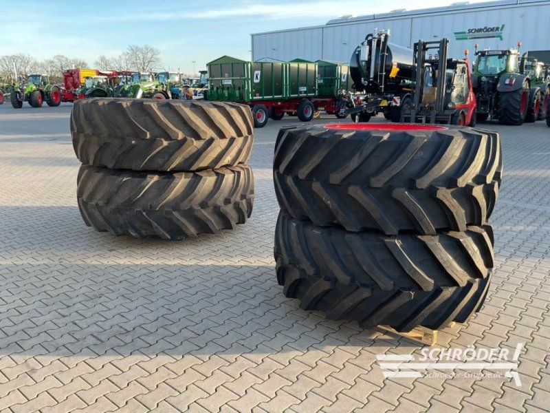 Fendt VF 650/60 R34 + VF 710/75 R42 TRELLEBORG