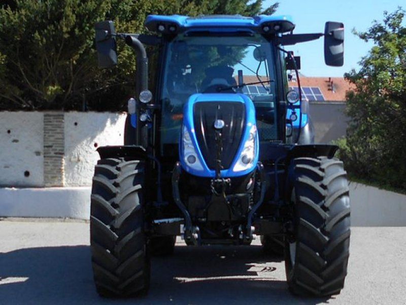 New Holland T5.120 Auto Command (Stage V)