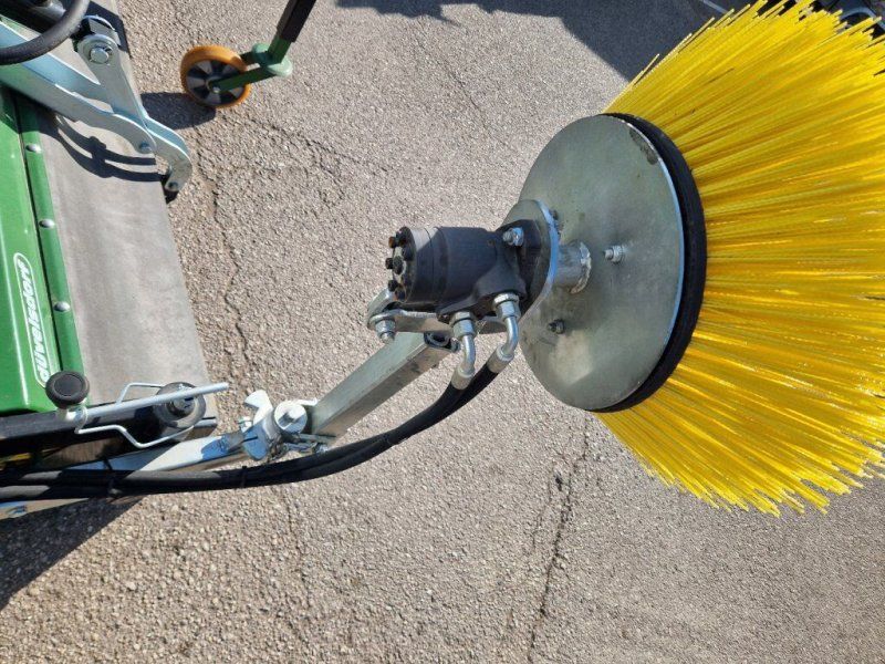 DÜVELSDORF KEHRMASCHINE DKW 2,25M