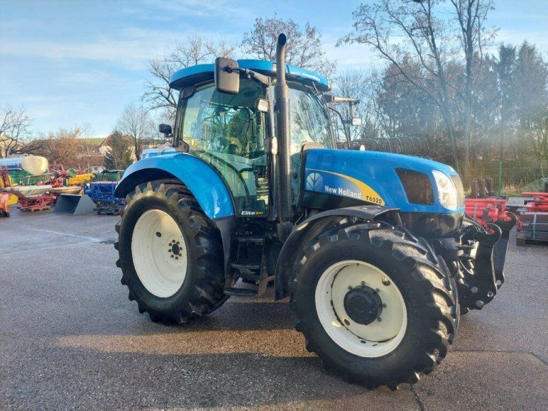 NEW HOLLAND T6020