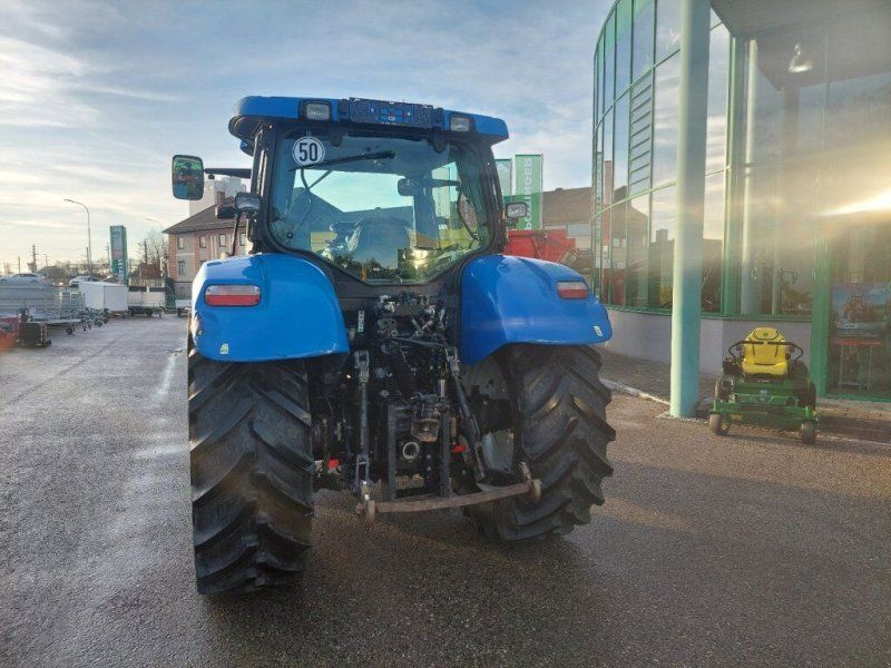 NEW HOLLAND T6020