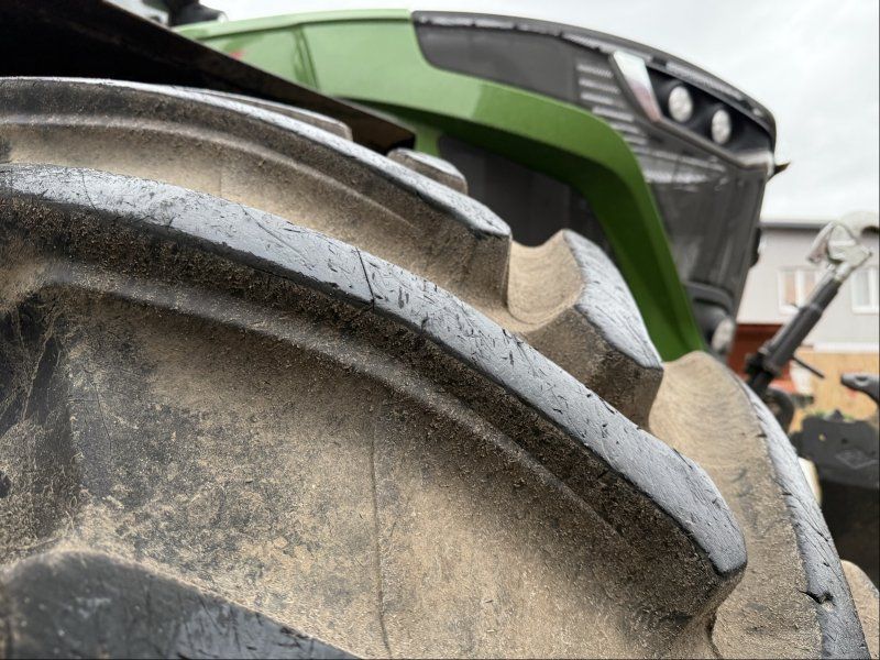 Trelleborg VF650/60 R38 + VF750/70 R44 TM1060