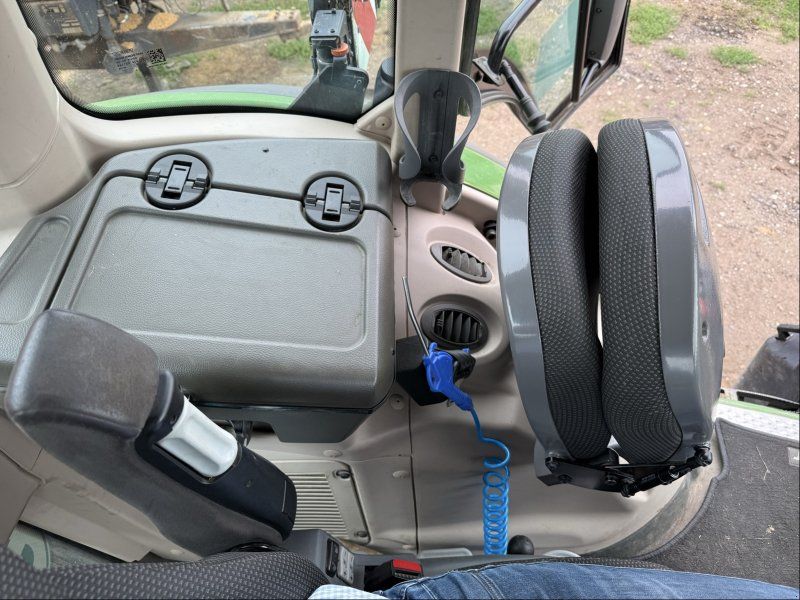 Fendt 828 Vario S4 ProfiPlus