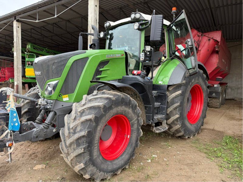 Fendt 828 Vario S4 ProfiPlus
