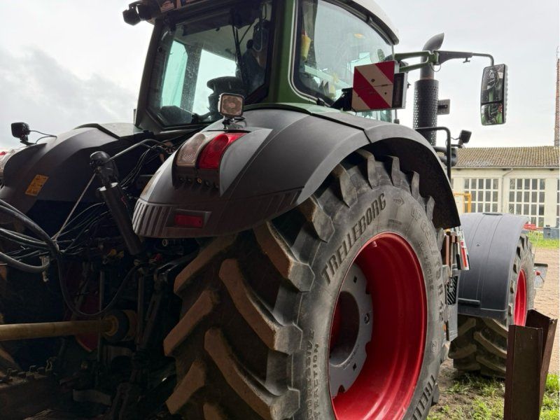 Fendt 828 Vario S4 ProfiPlus