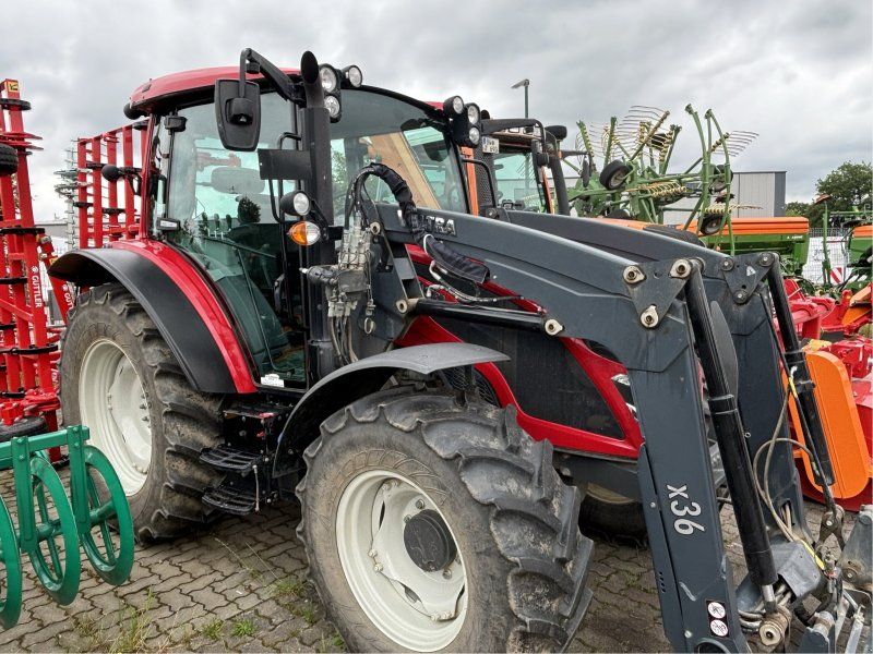 Valtra A 95