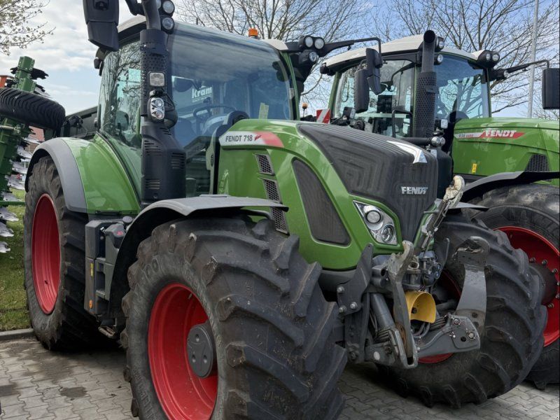 Fendt 718 Vario S4 ProfiPlus