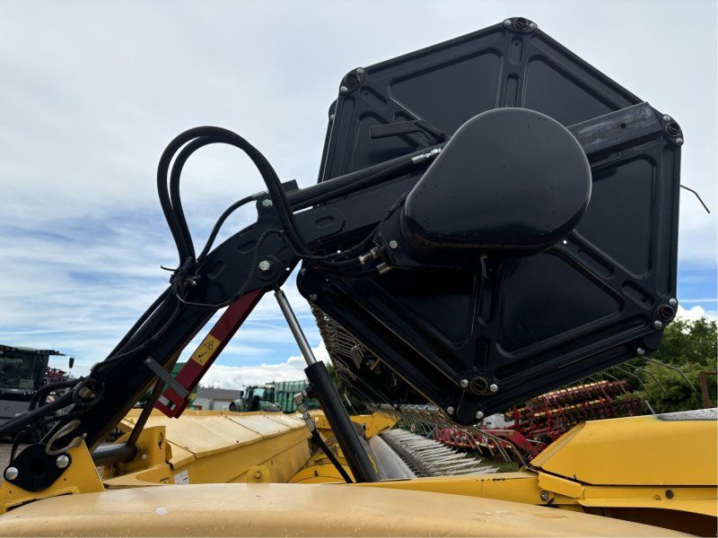 New Holland Schneidwerk Varifeed12.5