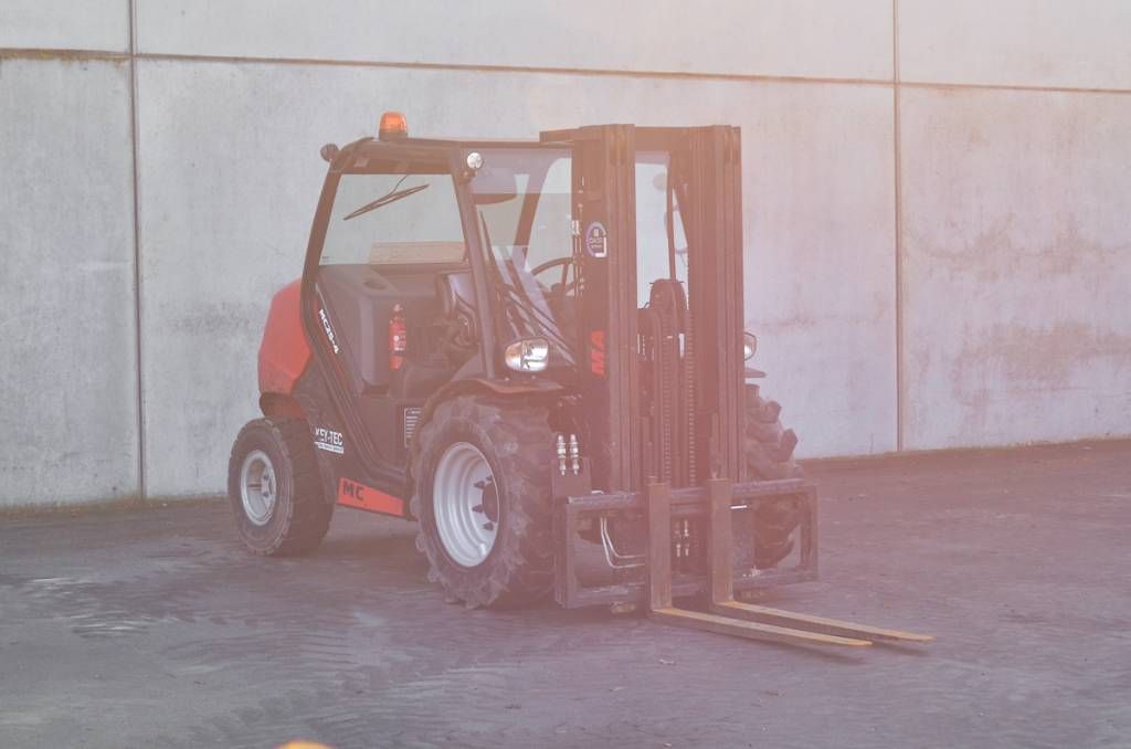 Manitou MC 25-4