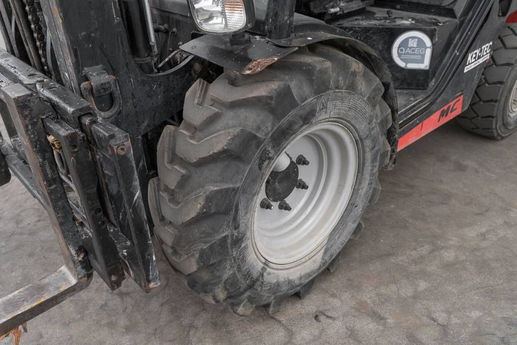 Manitou MC 30-4