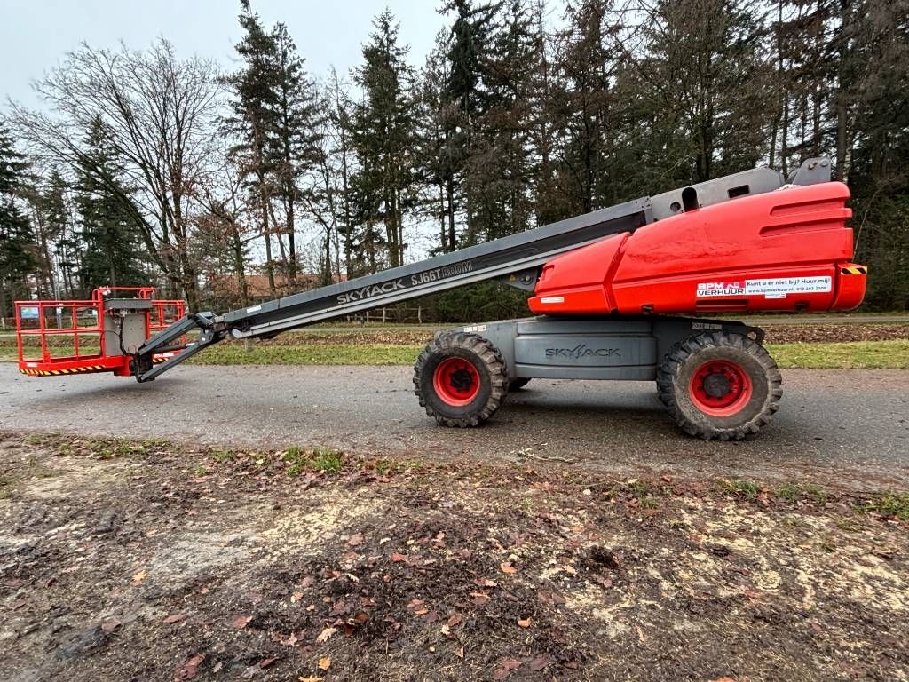 SkyJack SJ66T 22m telescoophoogwerker Skyjack 66 t