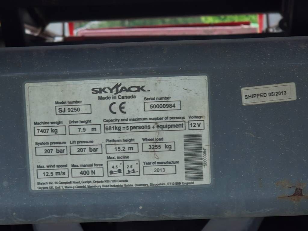 SkyJack SJ9250 RT 4x4 diesel scissorlift schaarhoogwerker