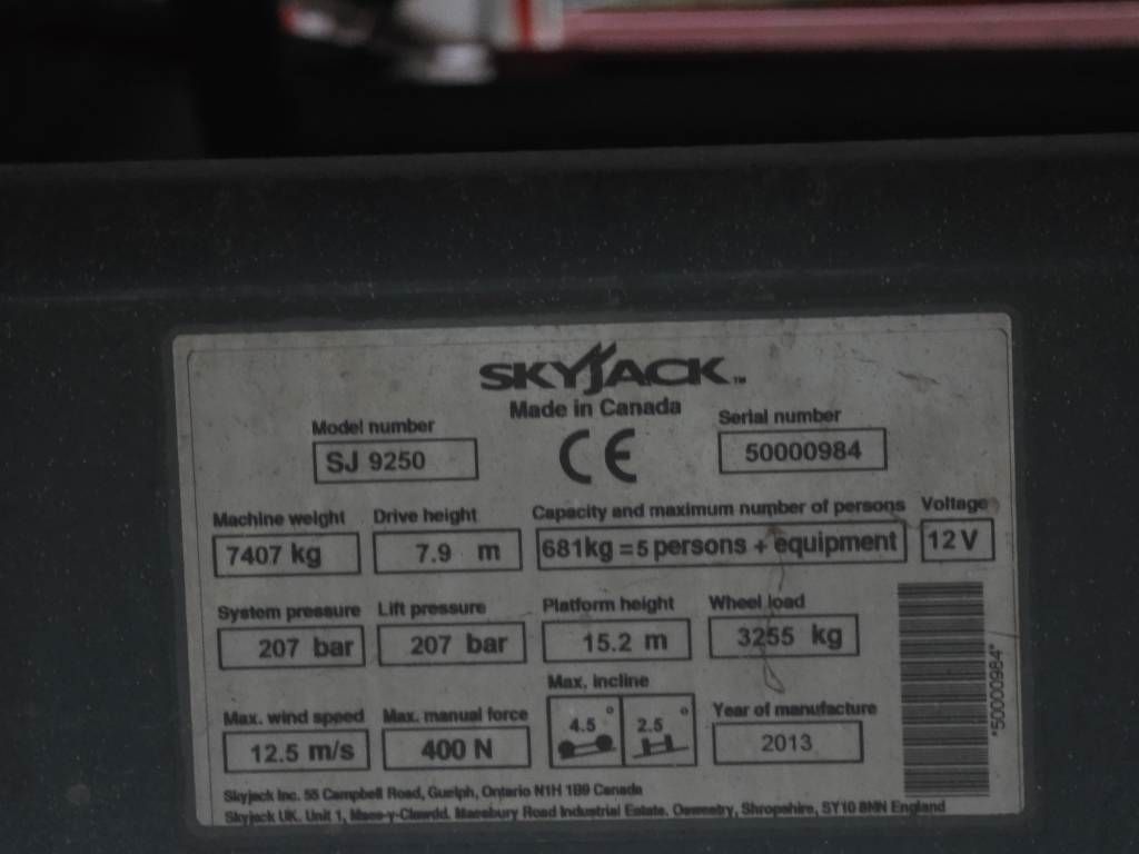 SkyJack SJ9250 RT 4x4 diesel scissorlift schaarhoogwerker