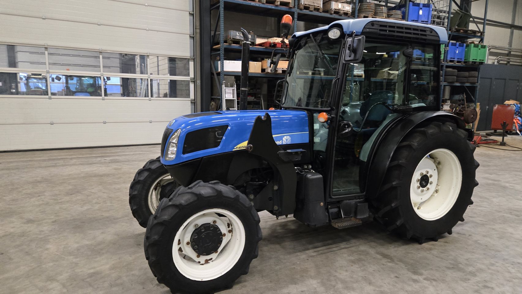 2014 New Holland T4050F Supersteer 4570 uur, Super kruipgang