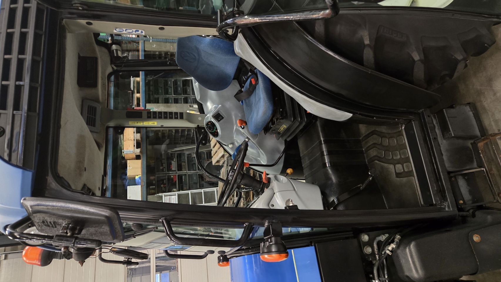 2014 New Holland T4050F Supersteer 4570 uur, Super kruipgang