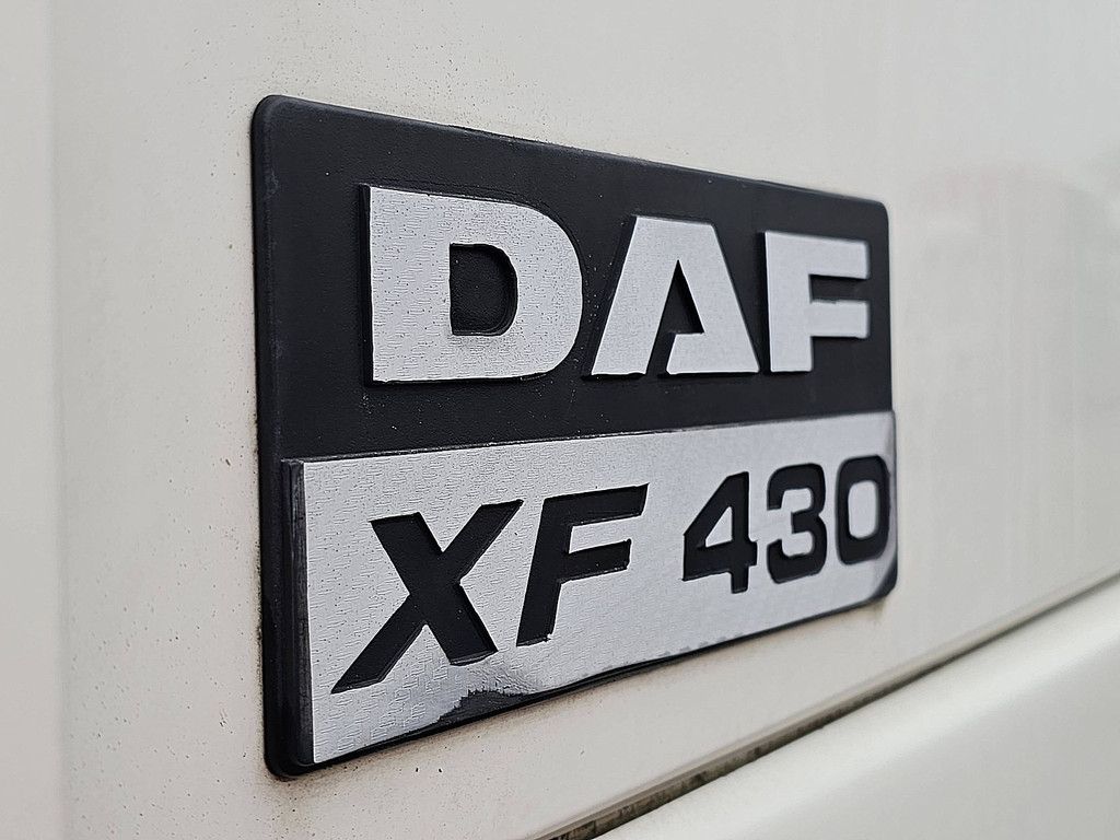 DAF XF 95.430 spacecab euro 2