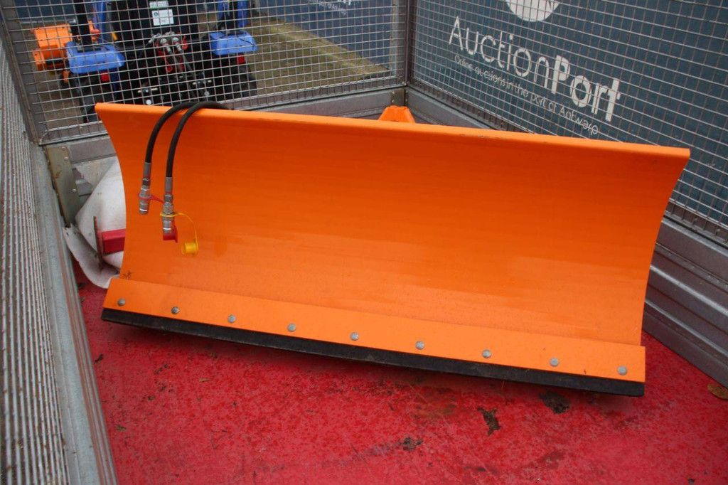 Kleintraktor Iseki TM3160F Diesel 16 PS, Baujahr 2012, mit Anhänger, Ravenna