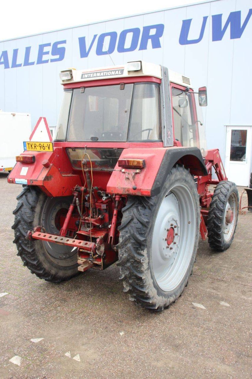 Traktor International 845 XL Diesel 80 PS 1983 mit Frontlader (Margin)