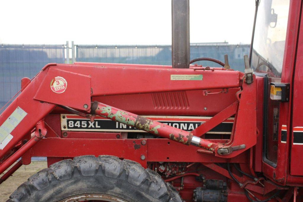 Traktor International 845 XL Diesel 80 PS 1983 mit Frontlader (Margin)