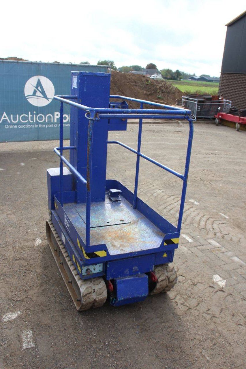 Mast lift S-MAC RPC40-3 Electric 5.8m 2000