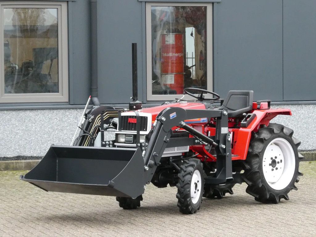 Yanmar F16D 4wd / 0571 Draaiuren / Voorlader