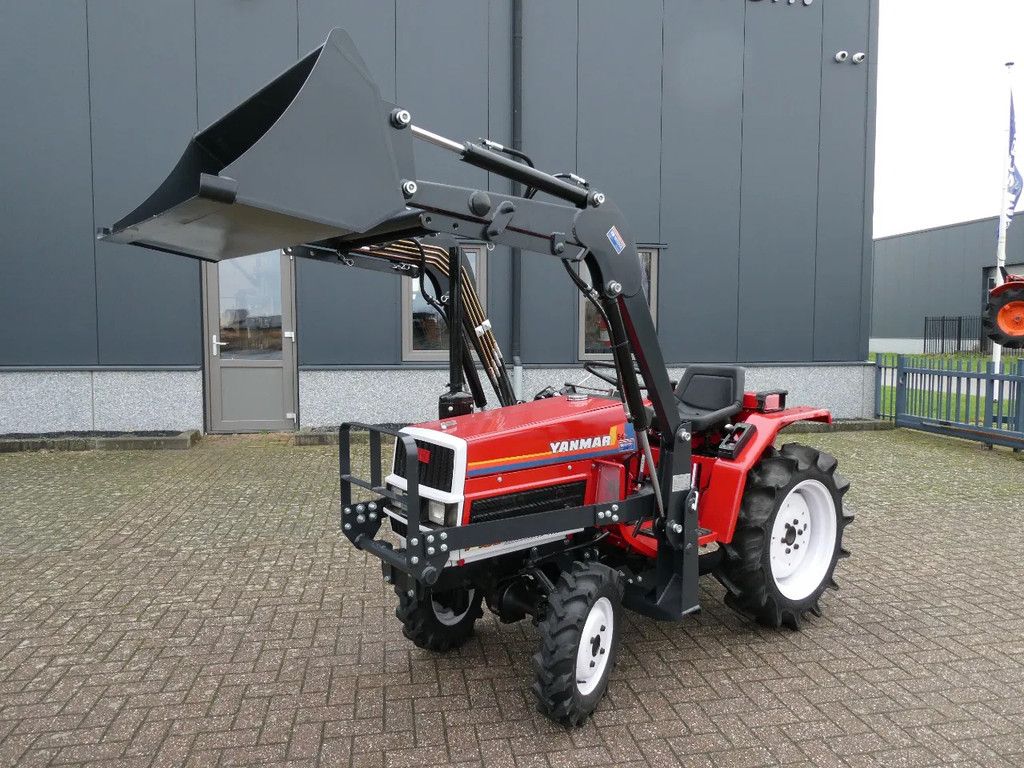Yanmar F16D 4wd / 0571 Draaiuren / Voorlader