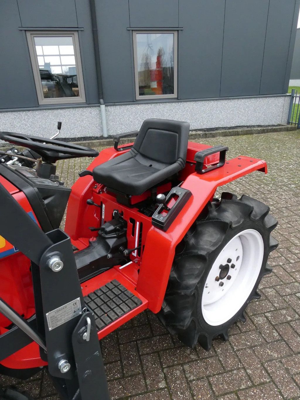 Yanmar F16D 4wd / 0571 Draaiuren / Voorlader