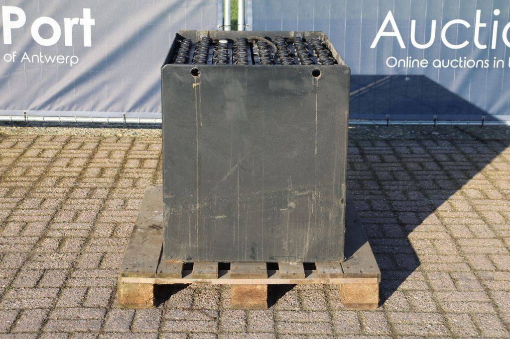 Battery Hawker 80V 4 PZS 620 2021